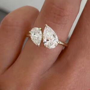 14k 2.75ct Pear Toi et Moi Ring
